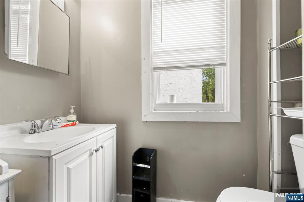 Homes for sale in Newark, NJ | 19 Dover St, Newark, NJ 07106 | MLS# 25034406