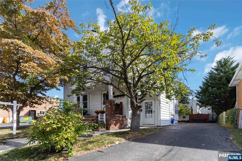 Homes for sale in Clifton, NJ | 9 Spencer Ave, Clifton, NJ 07013 | MLS# 25034439