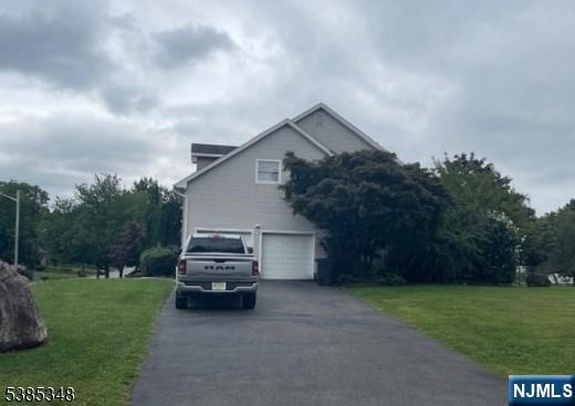 Homes for sale in West Orange, NJ | 33 Mcguire Dr, West Orange, NJ 07052 | MLS# 25034510