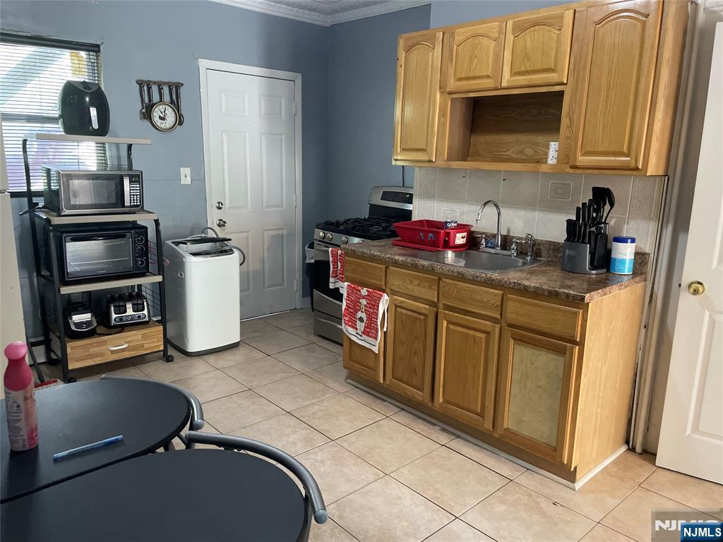 63 Front Street, Paterson, NJ 07522 Listing Photo  5