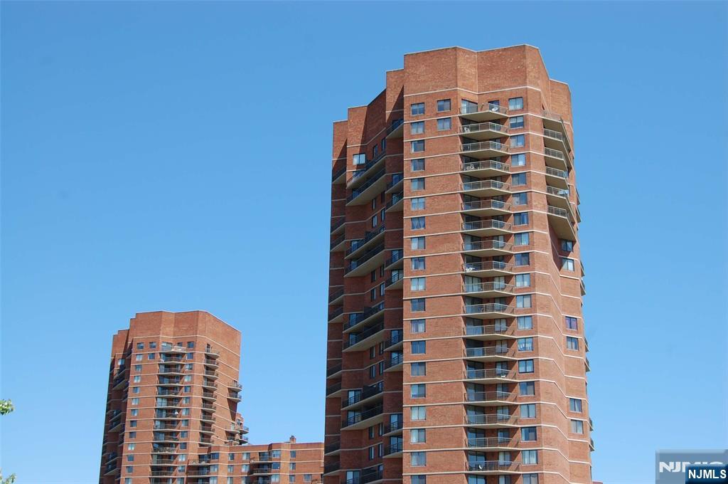 $285,000 Condo