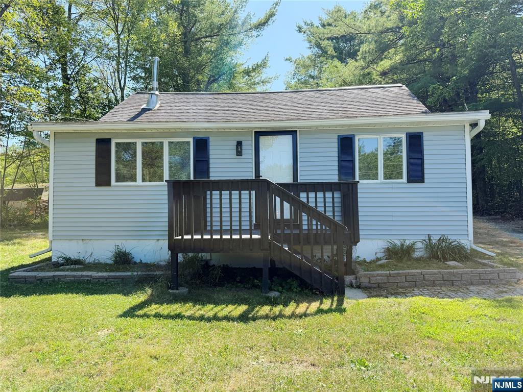 Homes for sale in Branchville, NJ | 15 Forest St, Branchville, NJ 07826 | MLS# 25034548