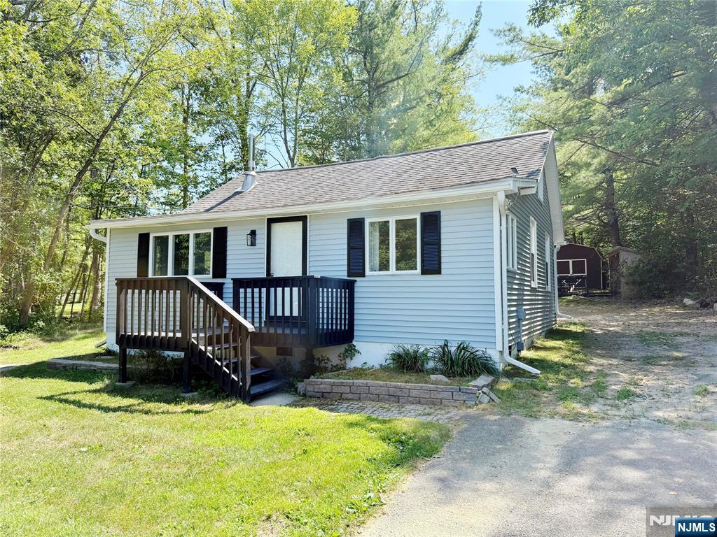 Homes for sale in Branchville, NJ | 15 Forest St, Branchville, NJ 07826 | MLS# 25034548