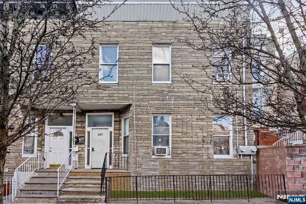 Homes for sale in Union City, NJ | 607 18th St, Union City, NJ 07087 | MLS# 25034646