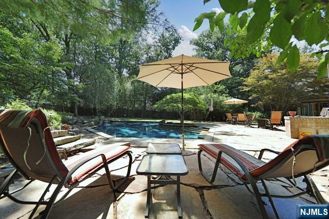 Homes for sale in Englewood, NJ | 405 Highview Rd, Englewood, NJ 07631 | MLS# 25034738