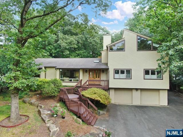 Homes for sale in Englewood, NJ | 405 Highview Rd, Englewood, NJ 07631 | MLS# 25034738