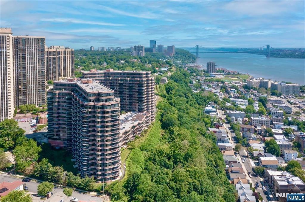 Homes for sale in Cliffside Park, NJ | 100 Carlyle Dr #3MN, Cliffside Park, NJ 07010 | MLS# 25034778