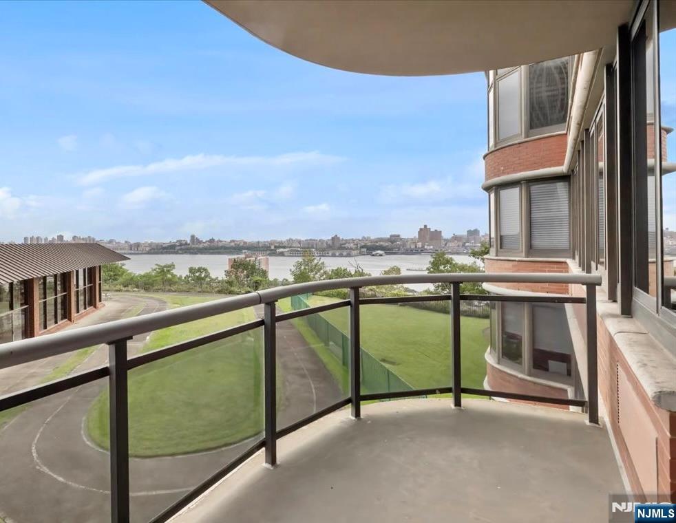 Homes for sale in Cliffside Park, NJ | 100 Carlyle Dr #3MN, Cliffside Park, NJ 07010 | MLS# 25034778