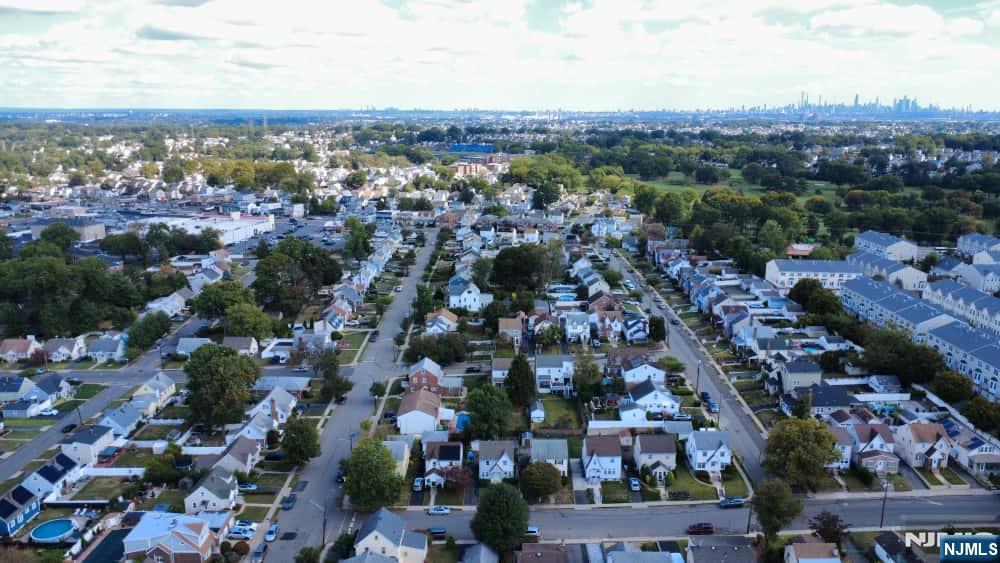 Homes for sale in Belleville, NJ | 154 Carpenter St, Belleville, NJ 07109 | MLS# 25034784