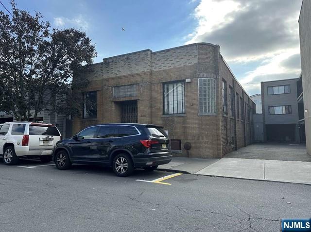183 Boulevard, Hasbrouck Heights, NJ, 07604