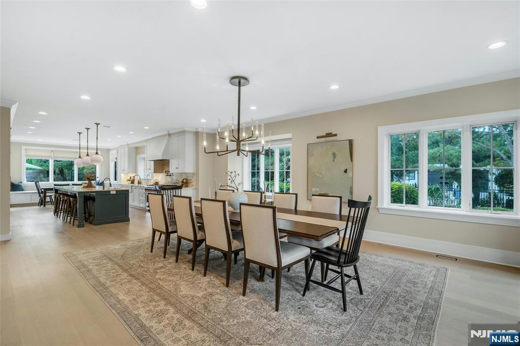 Homes for sale in Fort Lee, NJ | 96 Bluff Rd, Fort Lee, NJ 07024 | MLS# 25034805