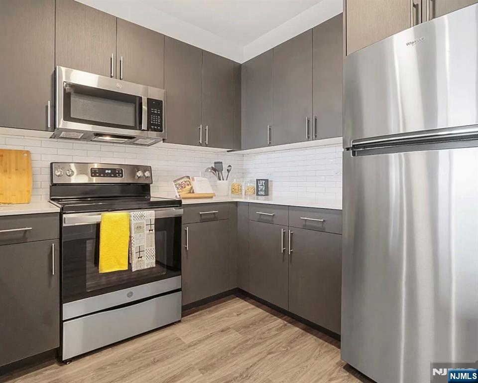150 Main, #405, Hackensack, NJ 07601 Listing Photo  9