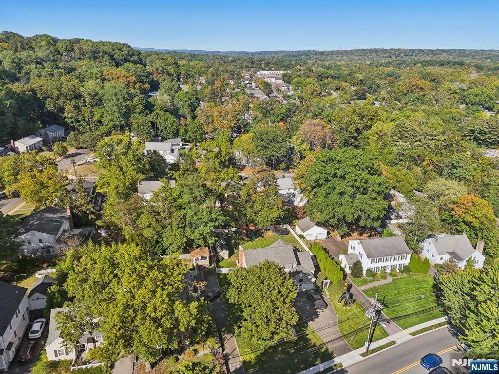 Homes for sale in Ridgewood, NJ | 33 E Glen Ave, Ridgewood, NJ 07450 | MLS# 25034890