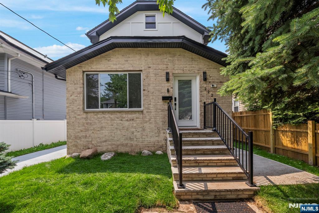 Homes for sale in Ridgefield Park, NJ | 222 4th St, Ridgefield Park, NJ 07660 | MLS# 25034892