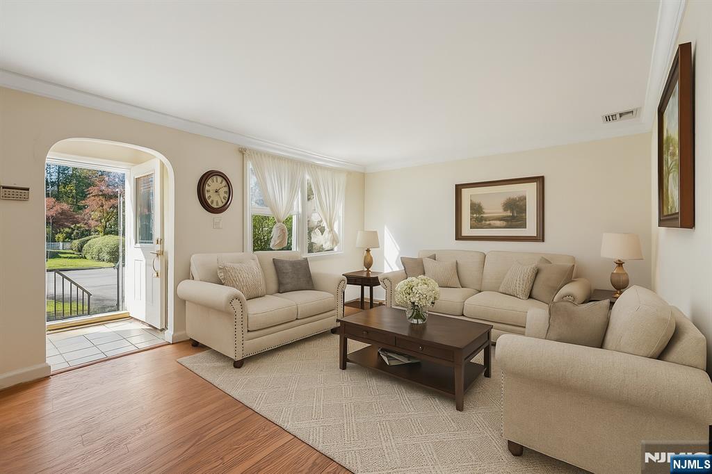 Homes for sale in Wayne, NJ | 14 Valhalla Way, Wayne, NJ 07470 | MLS# 25035010