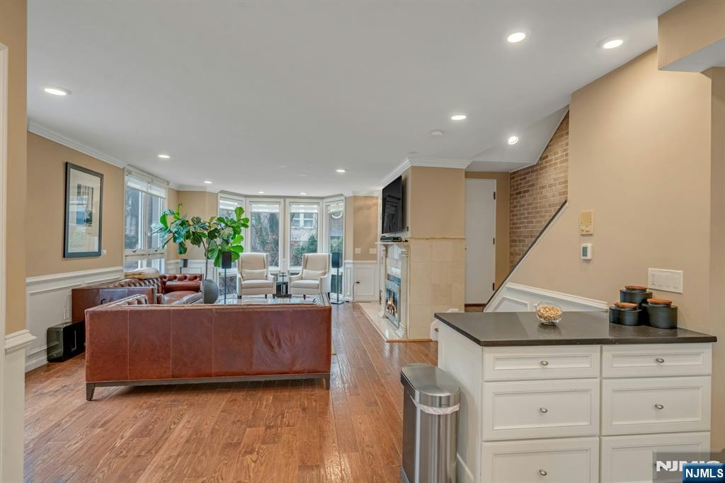 Homes for sale in Fort Lee, NJ | 110 Kensington Dr, Fort Lee, NJ 07024 | MLS# 25035032