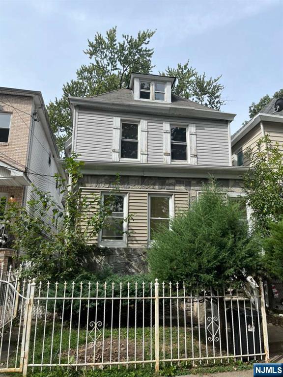$299,000 Colonial