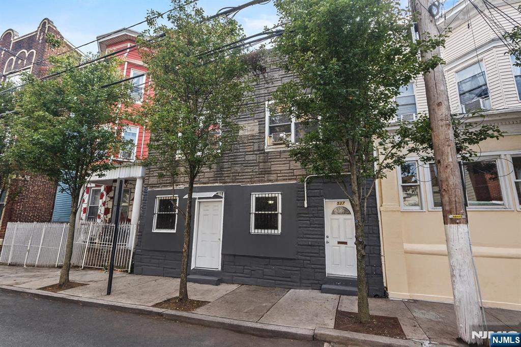 Homes for sale in Union City, NJ | 537 27th St, Union City, NJ 07087 | MLS# 25035087