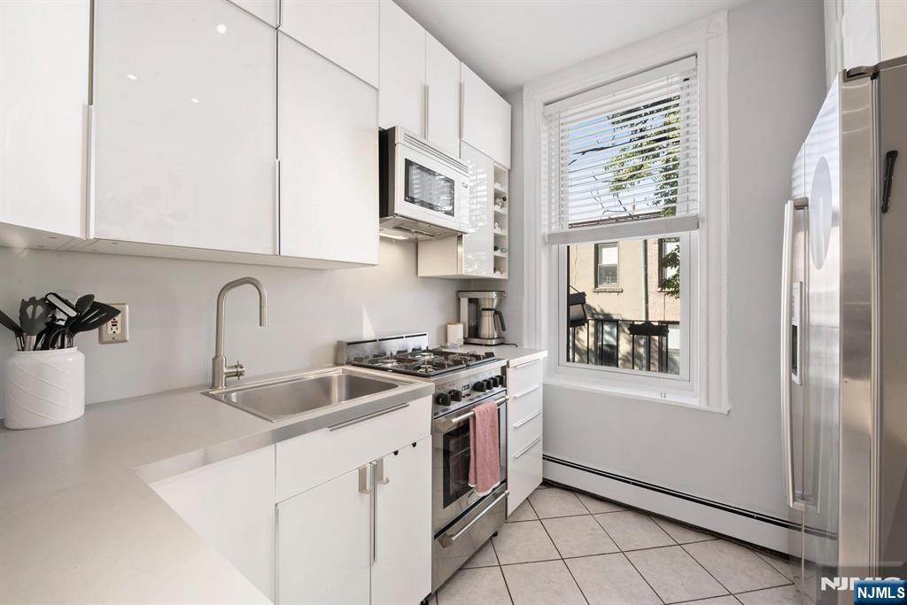 Homes for sale in Hoboken, NJ | 1216 Washington St #3S, Hoboken, NJ 07030 | MLS# 25035090