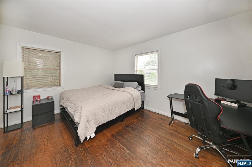 MLS Number 25035110 - 4 bed,1 bath, Residential Property for