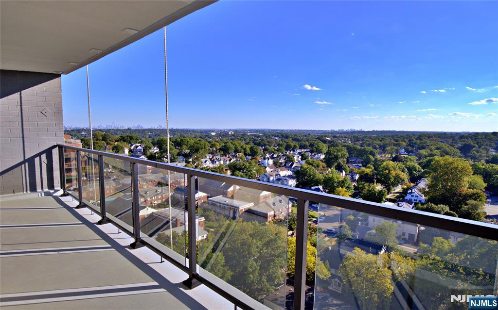 Homes for sale in Passaic, NJ | 285 Aycrigg Ave #19H, Passaic, NJ 07055 | MLS# 25035172