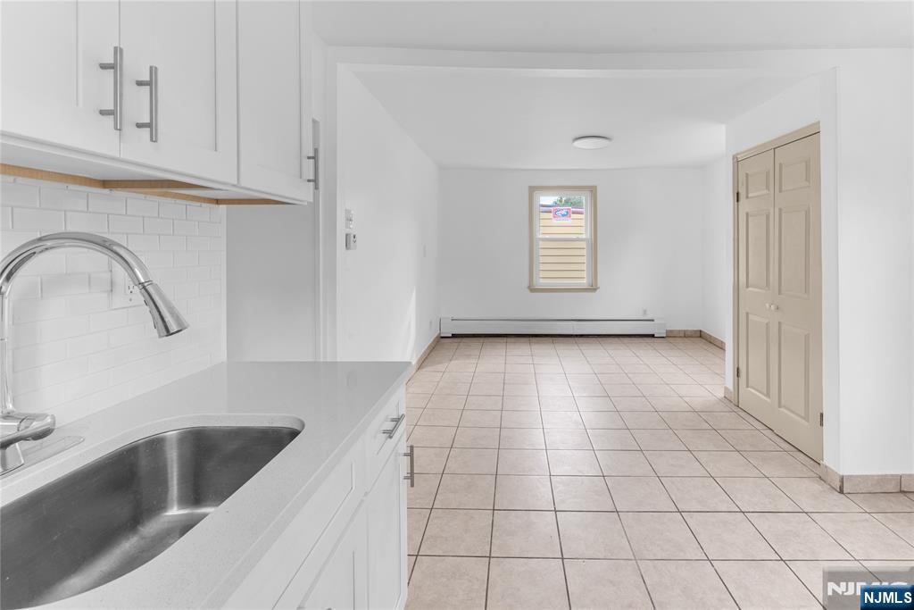 Homes for sale in Ridgefield Park, NJ | 70 Hille Pl, Ridgefield Park, NJ 07660 | MLS# 25035175