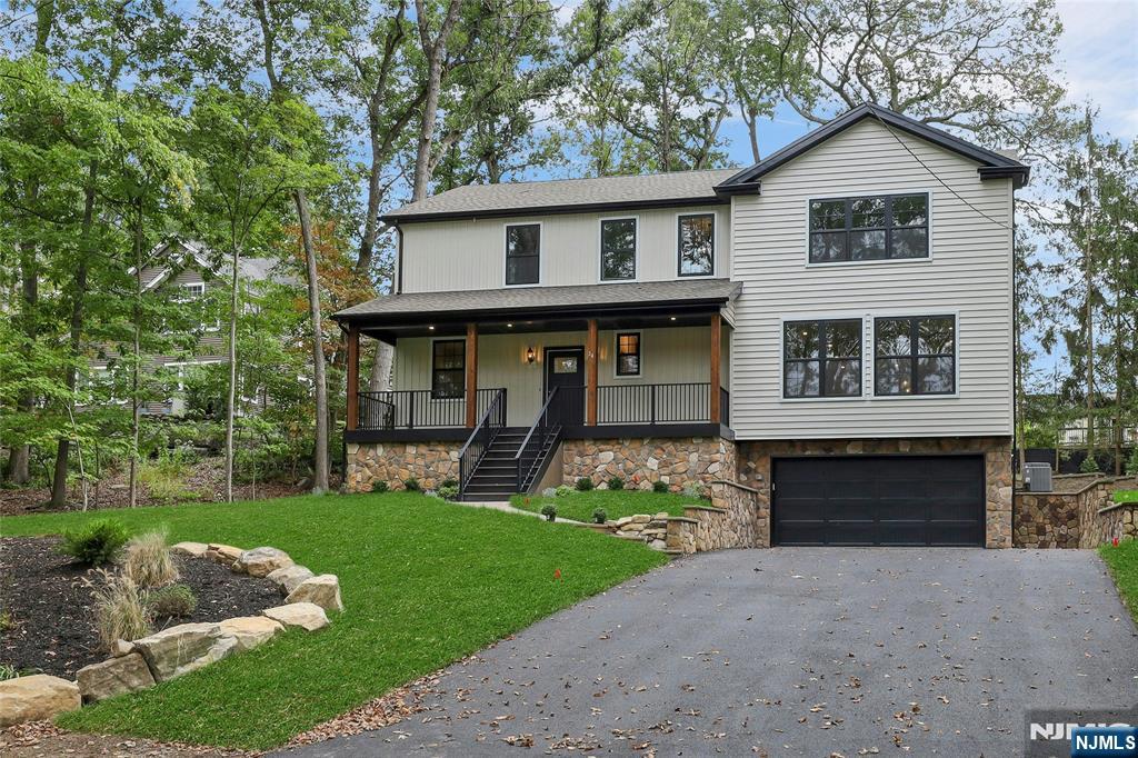 Homes for sale in Denville Township, NJ | 34 E Glen Rd, Denville Township, NJ 07834 | MLS# 25035181