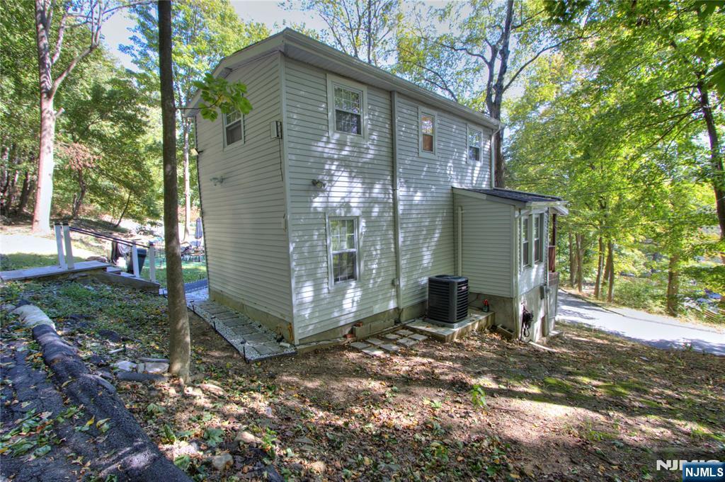 Homes for sale in Denville Township, NJ | 31 Station Rd, Denville Township, NJ 07834 | MLS# 25035197