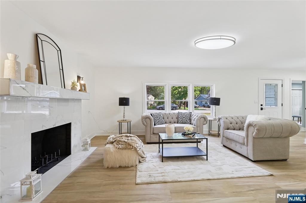 Homes for sale in Hardyston, NJ | 6 Tamarack Trl, Hardyston, NJ 07460 | MLS# 25035200