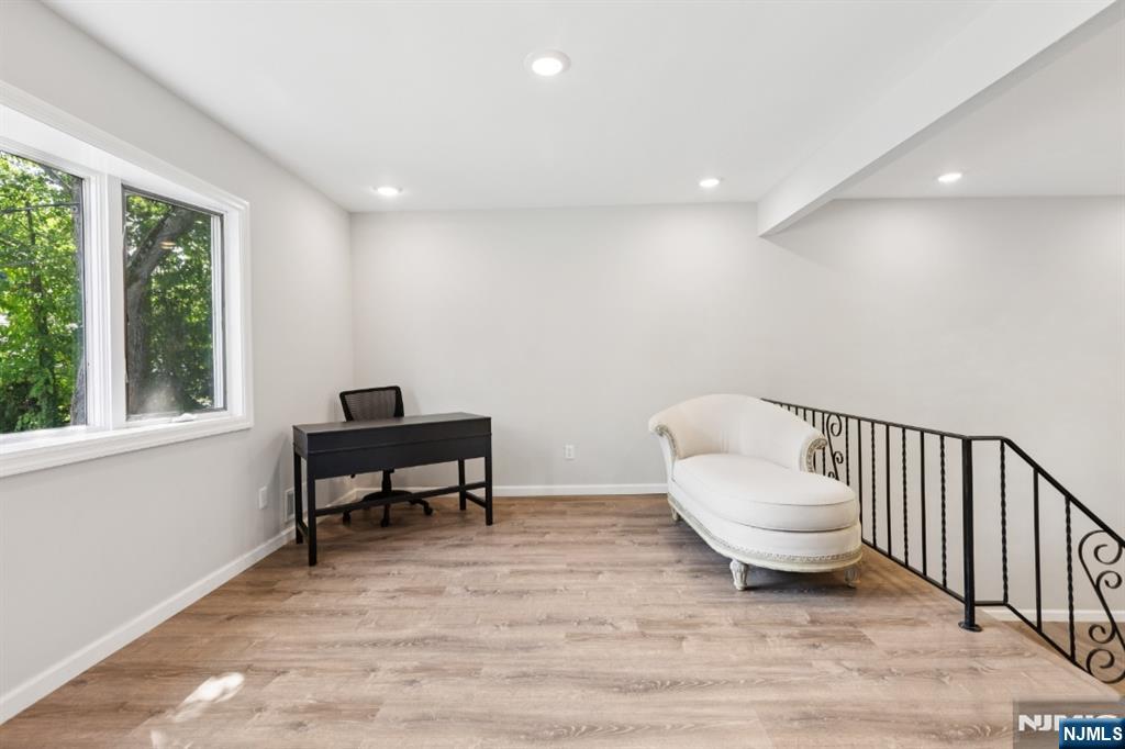 Homes for sale in Edison, NJ | 5 E Waverly Dr, Edison, NJ 08817 | MLS# 25035208