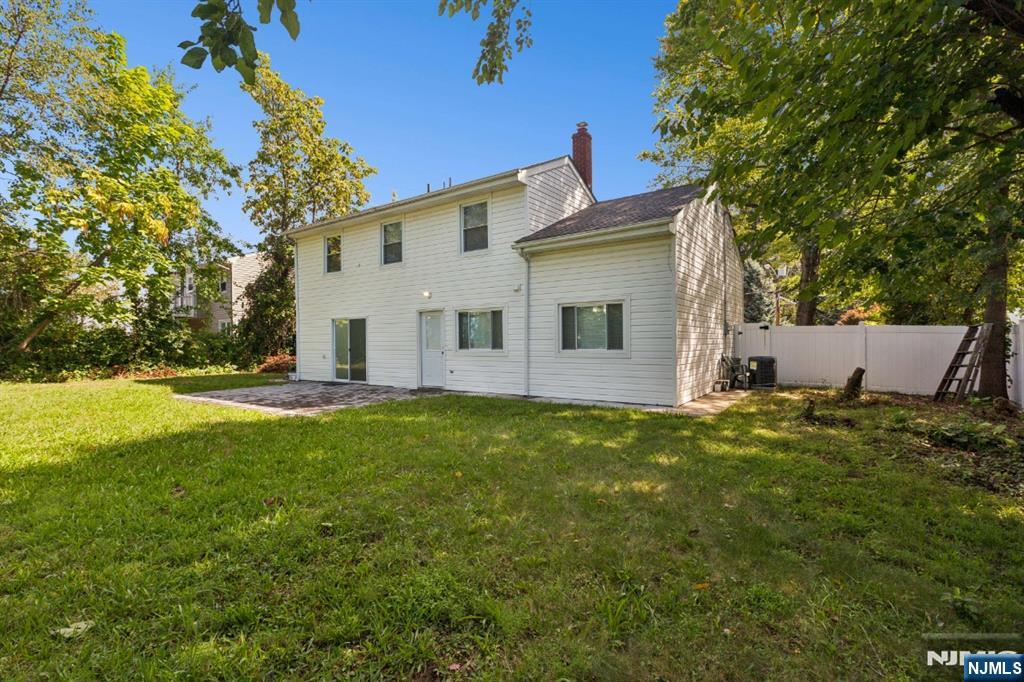 Homes for sale in Edison, NJ | 5 E Waverly Dr, Edison, NJ 08817 | MLS# 25035208