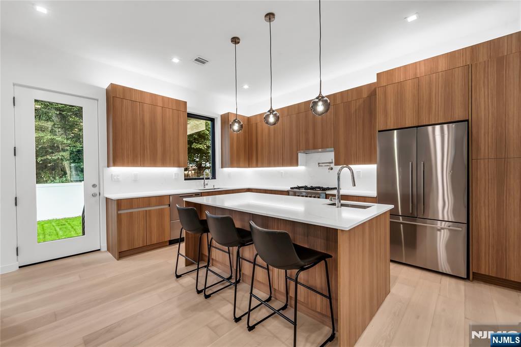 Homes for sale in Fair Lawn, NJ | 13-27 Hedman Pl, Fair Lawn, NJ 07410 | MLS# 25035216