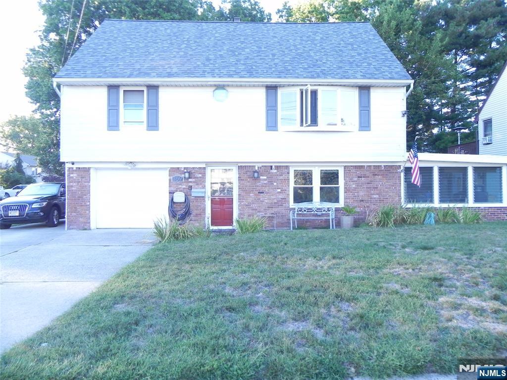 Homes for sale in Little Ferry, NJ | 169 Franklin St, Little Ferry, NJ 07643 | MLS# 25035225