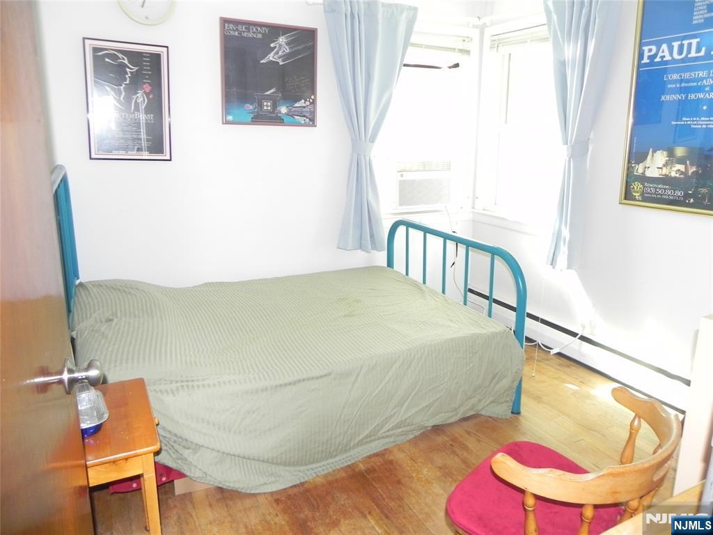 Homes for sale in Little Ferry, NJ | 169 Franklin St, Little Ferry, NJ 07643 | MLS# 25035225