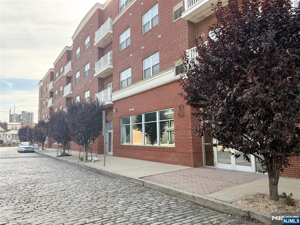 $369,000 Condo