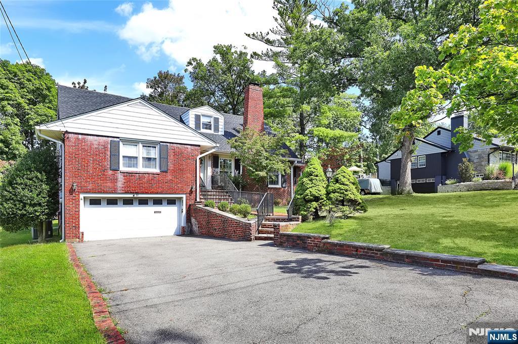 Homes for sale in Little Falls, NJ | 22 Notch Park Rd, Little Falls, NJ 07424 | MLS# 25035289