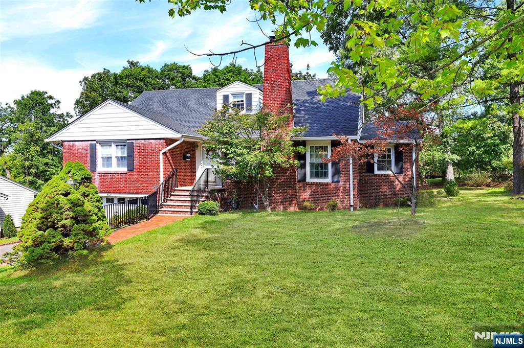 Homes for sale in Little Falls, NJ | 22 Notch Park Rd, Little Falls, NJ 07424 | MLS# 25035289