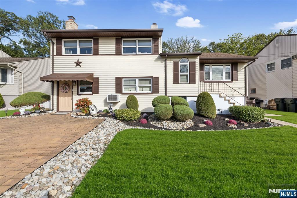 Homes for sale in Woodbridge, NJ | 266 Amherst Ave, Woodbridge, NJ 07067 | MLS# 25035418