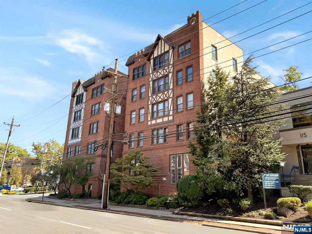 Homes for sale in Englewood, NJ | 109 Grand Ave #4H, Englewood, NJ 07631 | MLS# 25035507