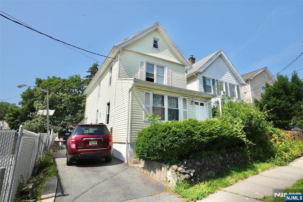 Homes for sale in West Orange, NJ | 6 Prospect Pl, West Orange, NJ 07052 | MLS# 25035510