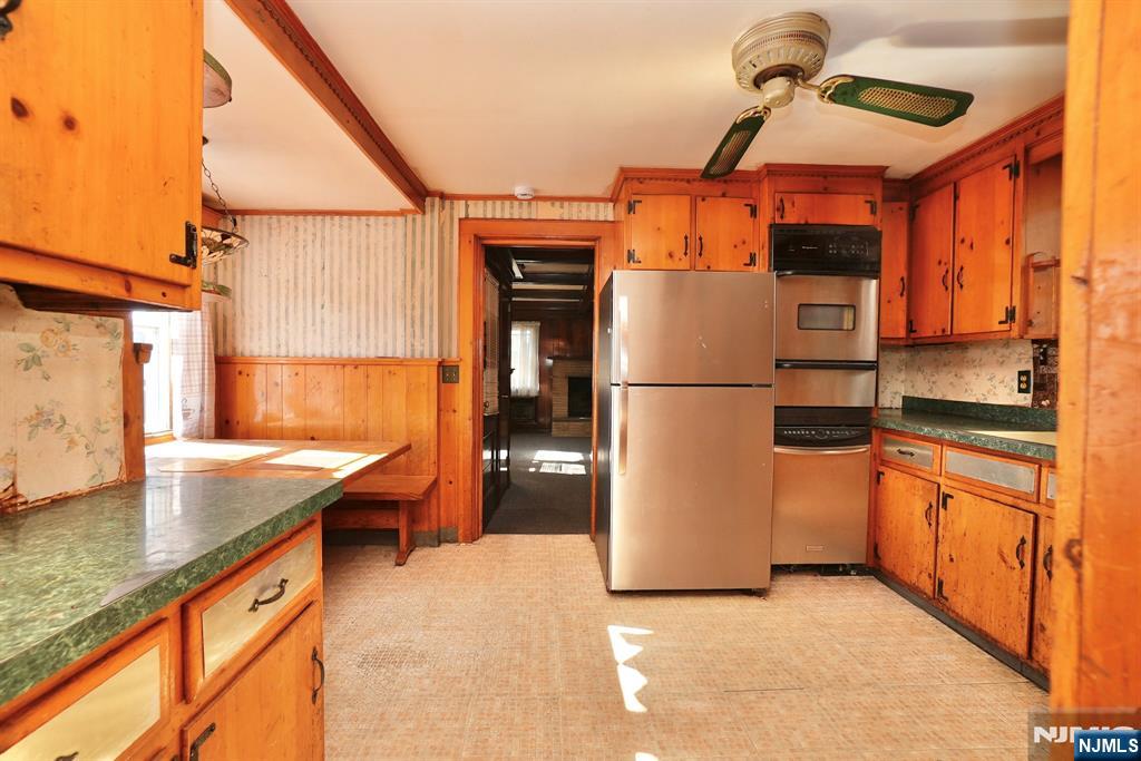 Homes for sale in West Orange, NJ | 6 Prospect Pl, West Orange, NJ 07052 | MLS# 25035510