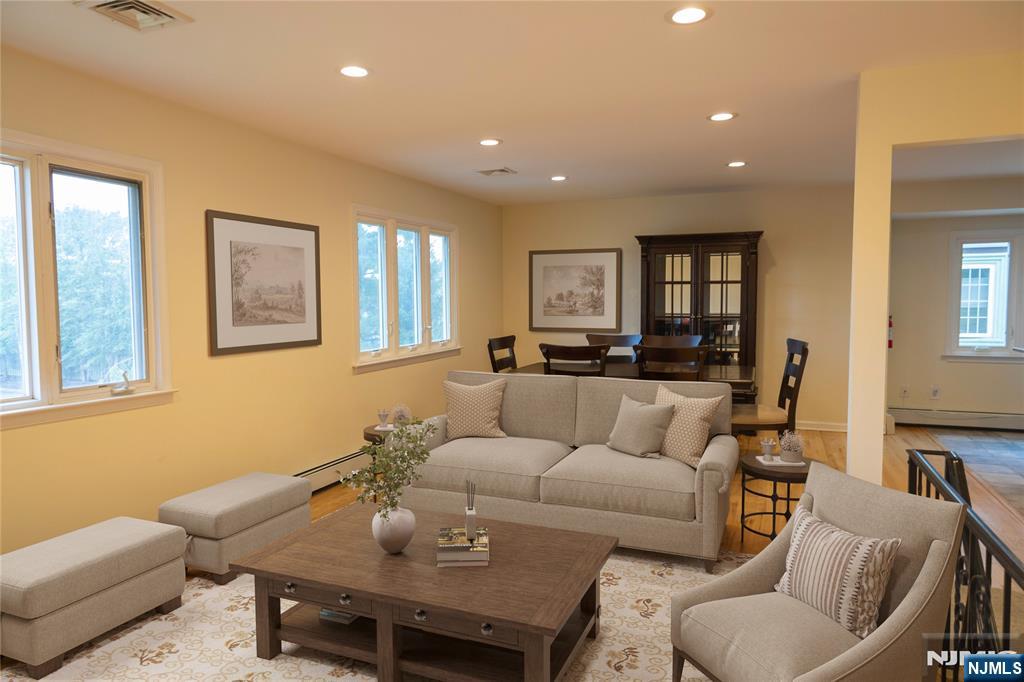 Homes for sale in Wallington, NJ | 11 Roehrs Dr, Wallington, NJ 07057 | MLS# 25035519