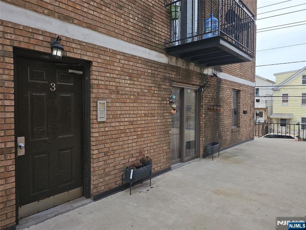 $409,000 Condo