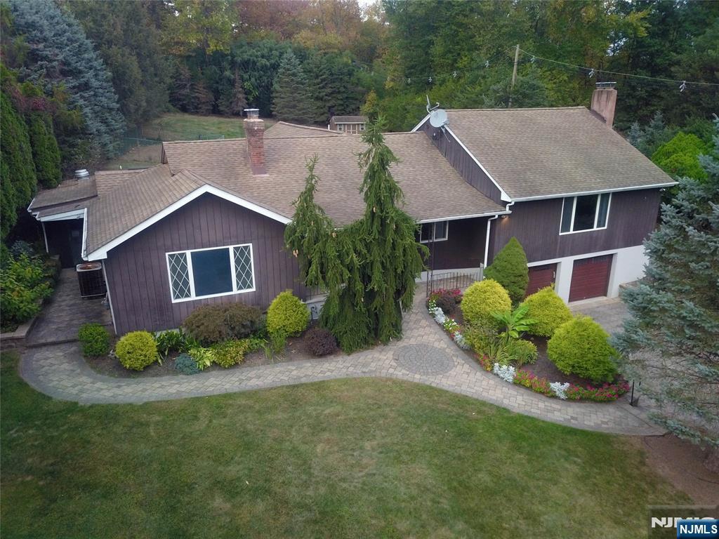 Homes for sale in East Hanover Twp, NJ | 78 Lincoln, East Hanover Twp, NJ 07936 | MLS# 25035581