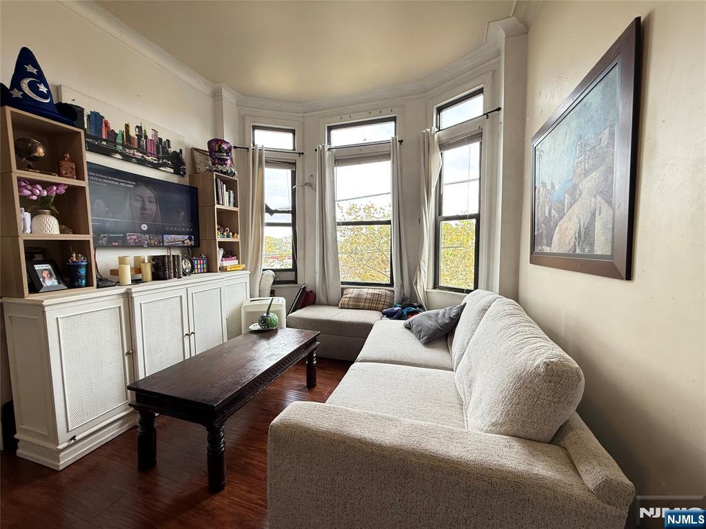 Homes for sale in Union City, NJ | 2913 Jeannette St, Union City, NJ 07087 | MLS# 25035601