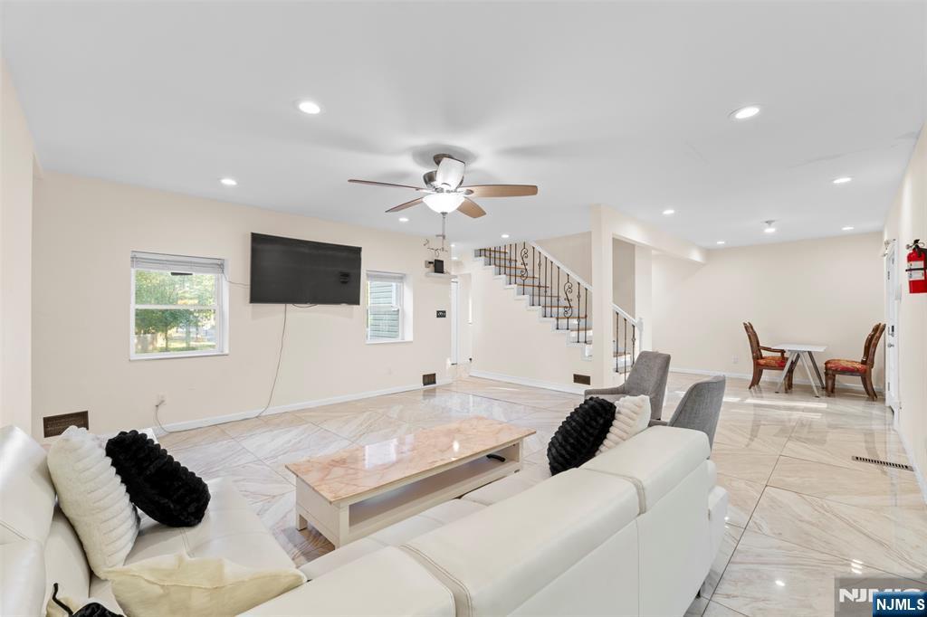 Homes for sale in Teaneck, NJ | 234 Liberty Rd, Teaneck, NJ 07666 | MLS# 25035634