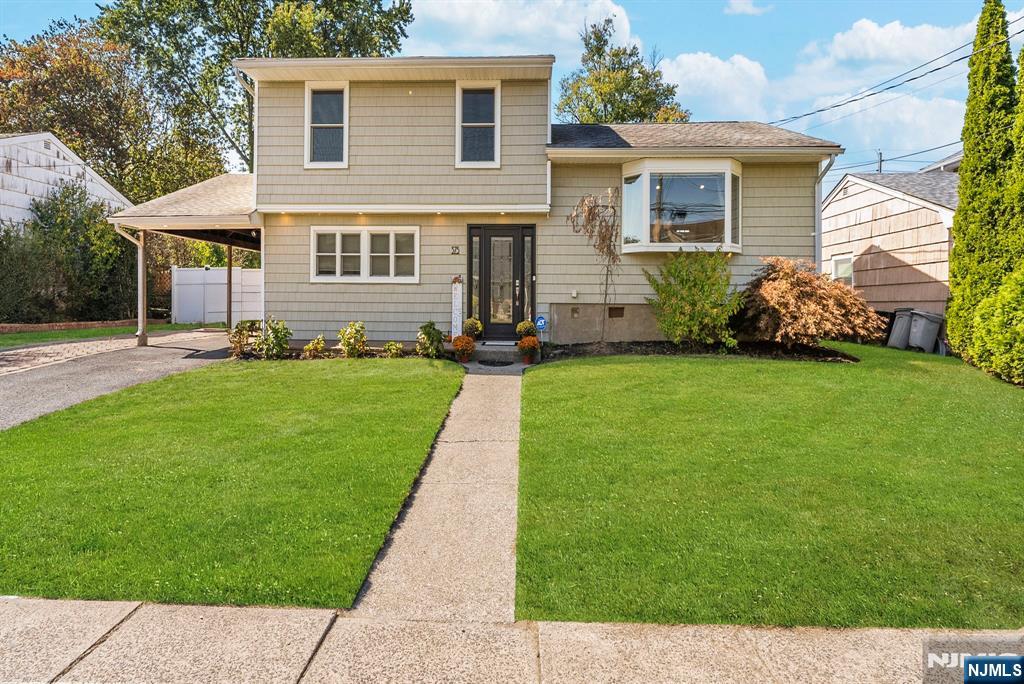 Homes for sale in Totowa, NJ | 375 Winifred Dr, Totowa, NJ 07512 | MLS# 25035664