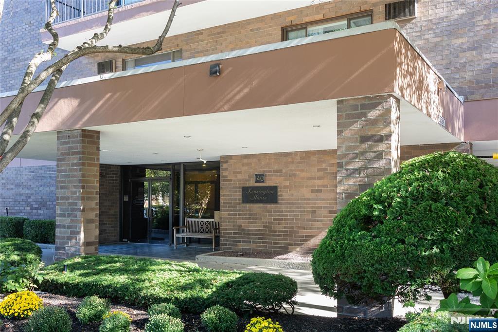 Homes for sale in Hackensack, NJ | 140 Euclid Ave #1H, Hackensack, NJ 07601 | MLS# 25035712