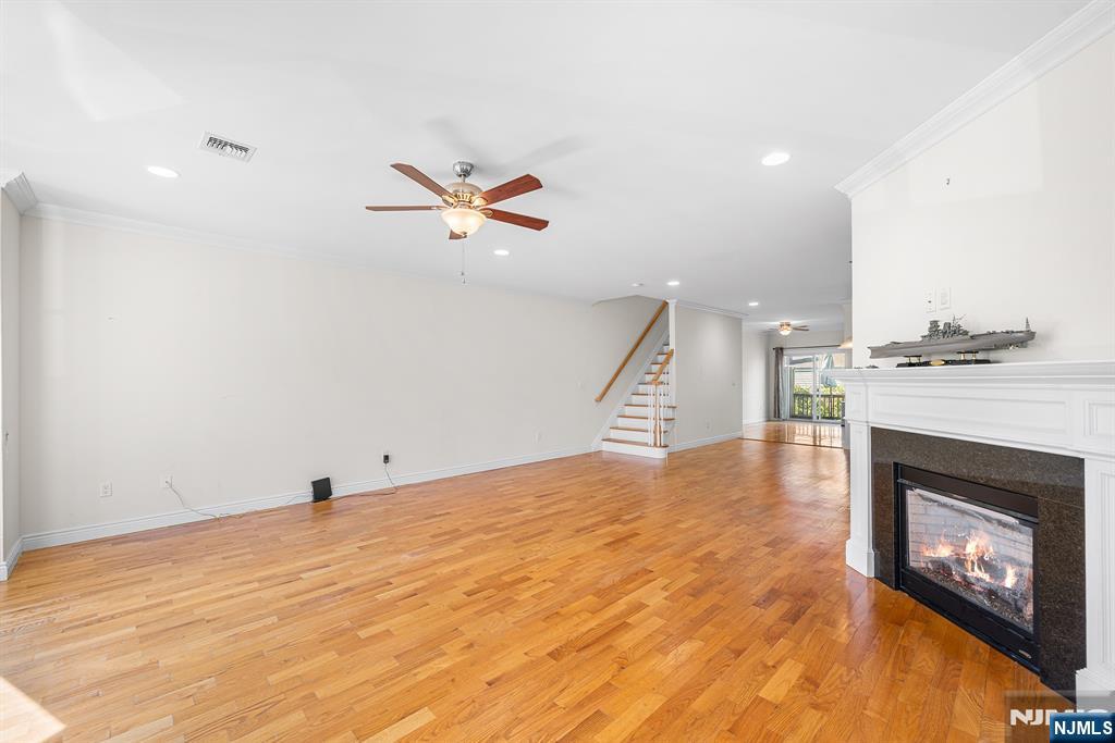 Homes for sale in Fairview, NJ | 233 5Th St #B, Fairview, NJ 07022 | MLS# 25035732