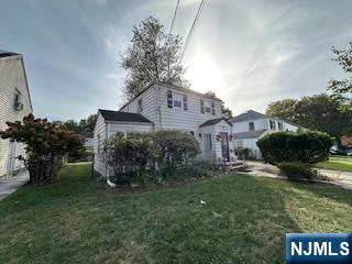 Homes for sale in Teaneck, NJ | 12 Lerome Pl, Teaneck, NJ 07666 | MLS# 25035758